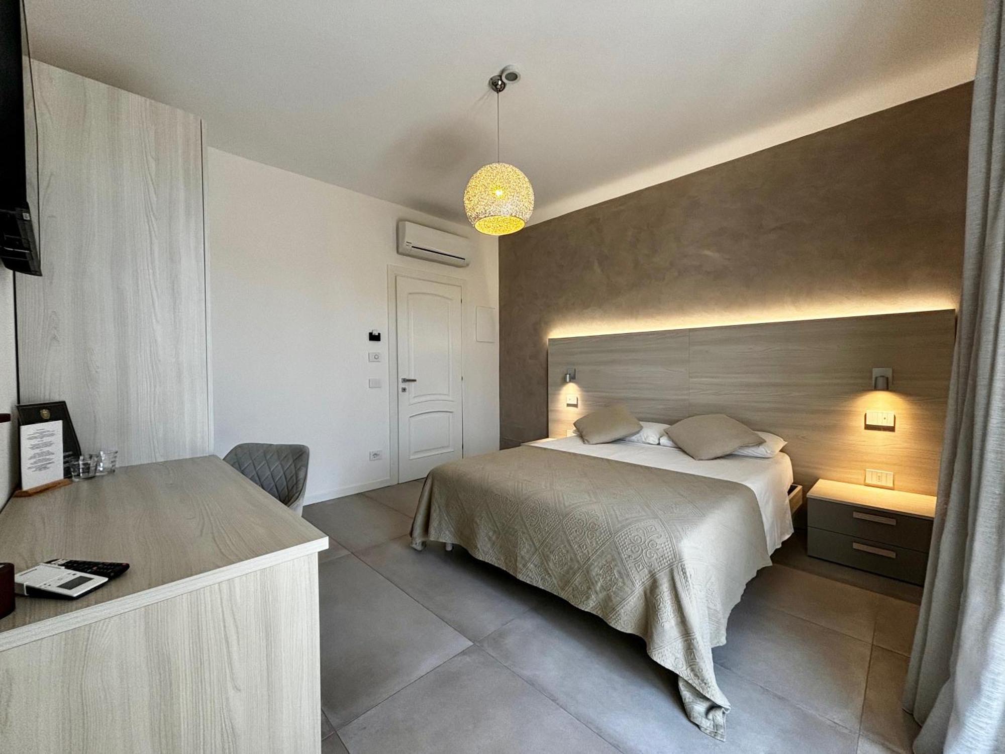 Villa Elena Desenzano del Garda Exterior foto